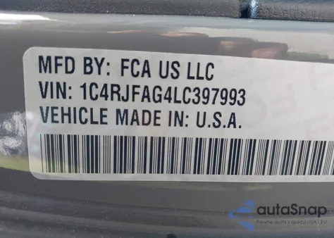 2020 Jeep Grand Cherokee Altitude 4X4 from USA, damaged, VIN 1C4RJFAG4LC397993